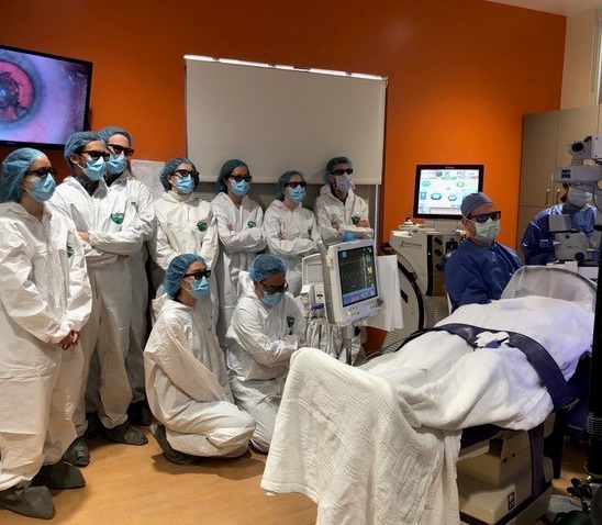 Surgeons learning in the OR