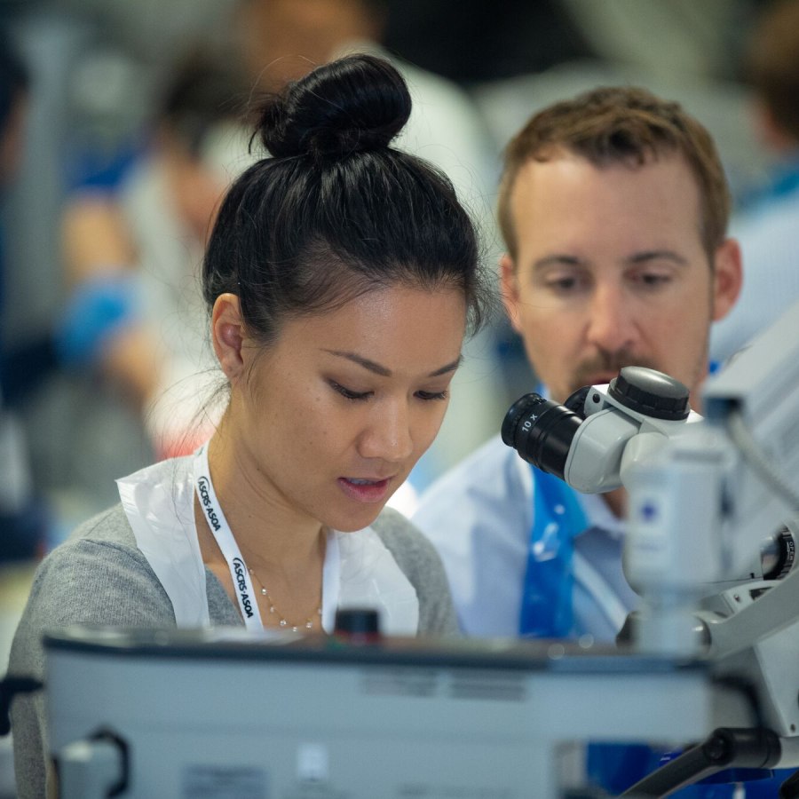 ASCRS skills transfer lab attendee